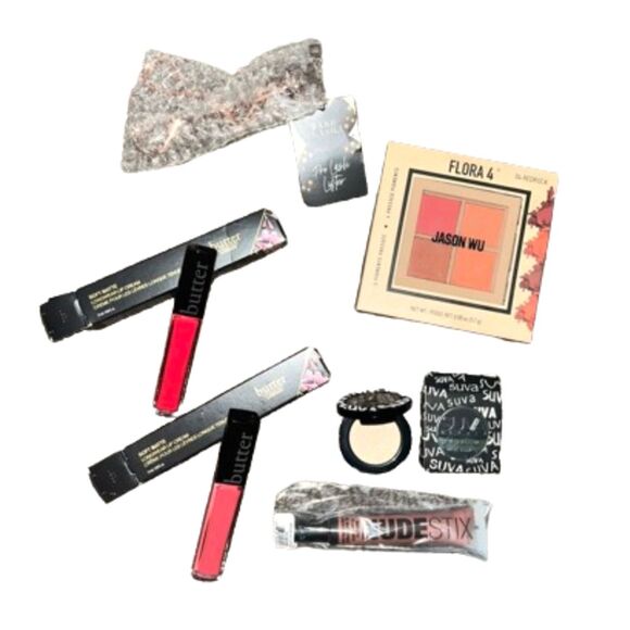 NWT Bundle & Save $123 Value Makeup Bundle - Lip Gloss, Eyeshadow, Blush & More! - Picture 1 of 2